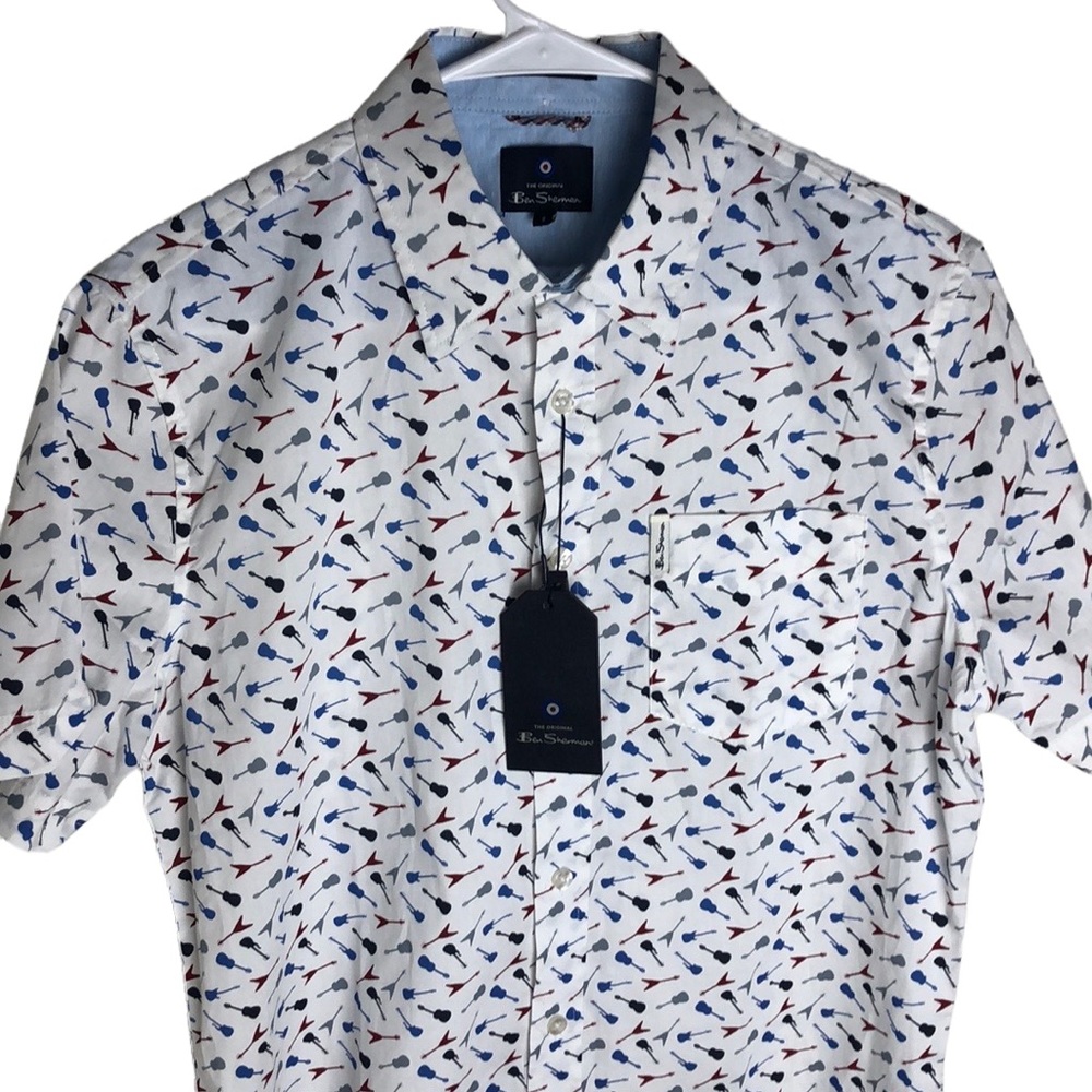 Ben Sherman All Over Guitar Print Button Down Shirt Men’s Size S